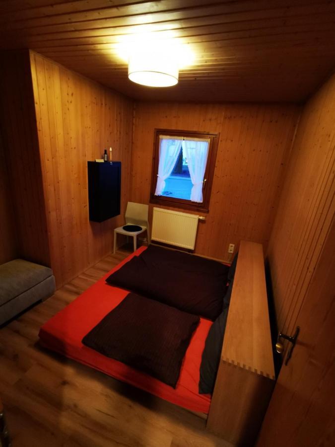 Bb19 Eifel-Ferienhaus Am Moseltal Mit Saunahaus Beuren  Extérieur photo